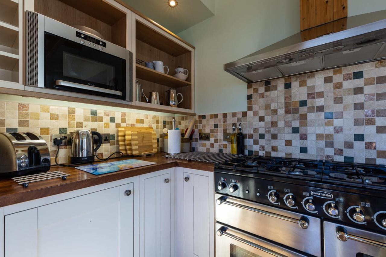 Shore Cottage Isle Of Skye Портри Экстерьер фото